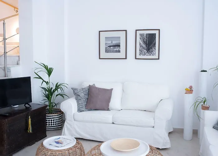 Harmonia House Kamári