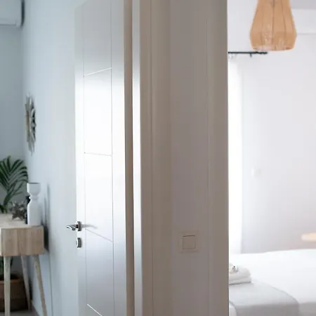 Harmonia House Kamari (Santorini)