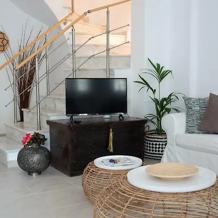 Harmonia House Apartment Kamari (Santorini)