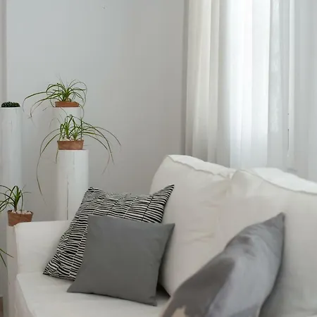 Harmonia House Apartment