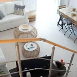 Harmonia House Kamári