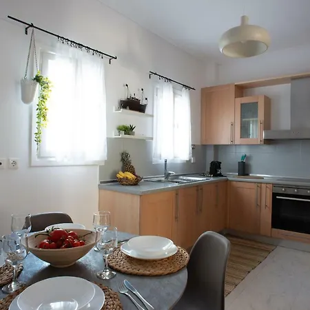 Harmonia House * Kamári